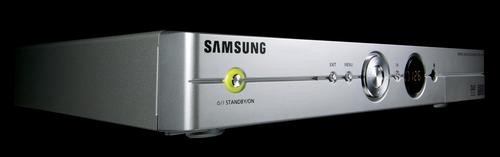    () Samsung DSB-B150F. 2  SCART: TV/Video.     (S/PDIF).    MPEG 2/DVB.    (EPG)  7 .    .