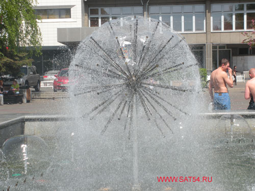 Партнерский семинар Орион Экспресс в Красноярске. Итоги. Фонтан.