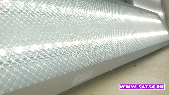 Мощная светодиодная LED панель 36Вт с широкой областью применения от складского светильника, до подсветки рабочих и технических помещений.